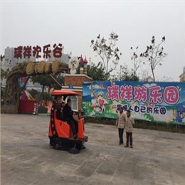 小型掃地車(chē)案例-瑞祥景區