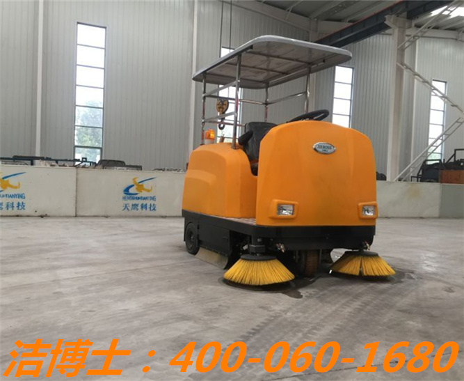 潔博士駕駛清掃車(chē)客戶(hù)案例—衡水天鷹科技