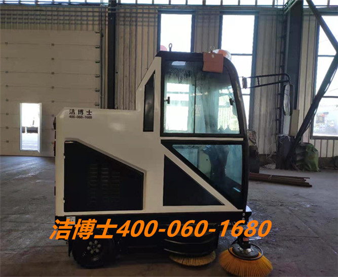 潔博士電動(dòng)掃地車(chē)用戶(hù)案例——龍慶鋼構集團